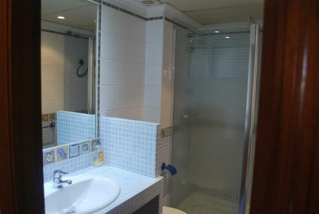 Apartment Piscina Y Parking Incluidos, Amplio Piso En Av. Manolete Hotel Cordoba Spain
