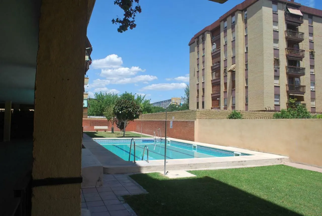 Piscina Y Parking Incluidos, Amplio Piso En Av. Manolete Hotel Cordoba
