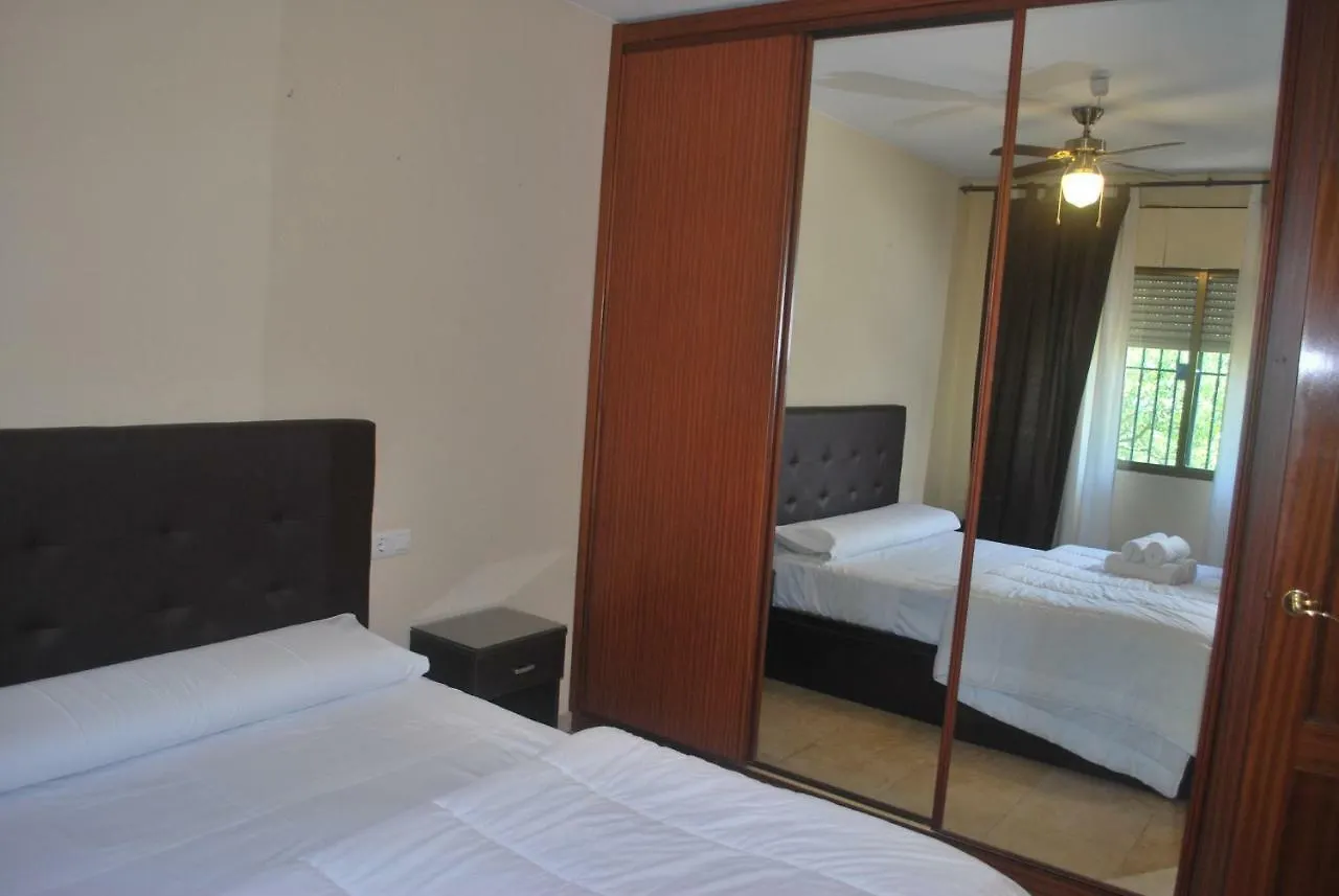 Piscina Y Parking Incluidos, Amplio Piso En Av. Manolete Hotel Cordoba